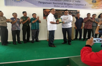 As part of the 150th Anniversary celebrations of the birth of Mahatma Gandhi, the Consulate organised a tree planting event along with a photo exhibition at the Nasional Brigjen Katamso in Medan on 20 July.